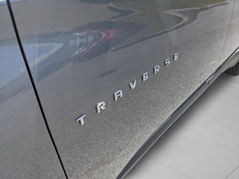 Used 2020 Chevrolet Traverse LS w/ LPO, Black Accent Package FWD image 38