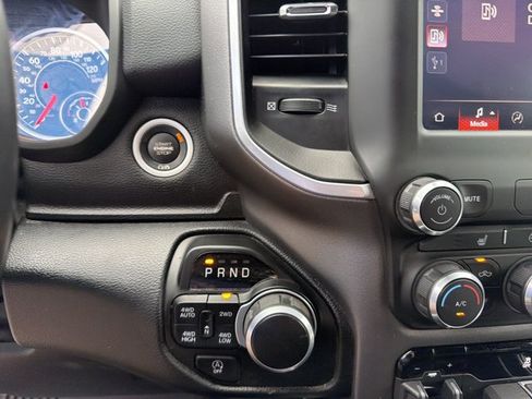 Used 2022 RAM 1500 Big Horn AWD/4WD image 24