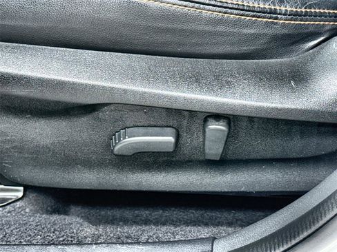 Used 2019 Subaru Crosstrek 2.0i Limited w/ Moonroof Package w/Navigation image 13