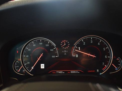 Used 2019 BMW 740i RWD image 32