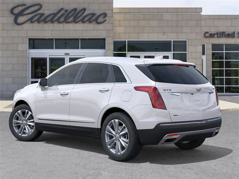 New 2025 Cadillac XT5 Premium Luxury w/ LPO, Floor Liner Package image 3