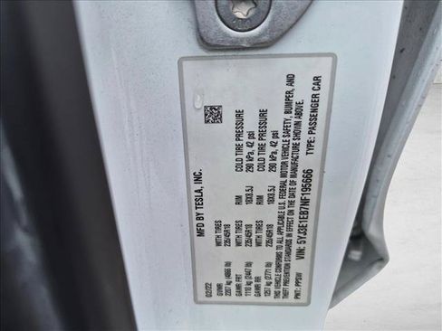 Used 2022 Tesla Model 3 Long Range AWD/4WD image 15