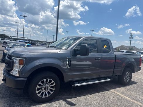 Used 2021 Ford F350 XL w/ Power Equipment Group RWD image 4