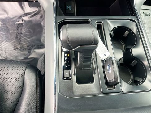 Used 2024 Ford F150 Lariat w/ Tow/Haul Package image 17