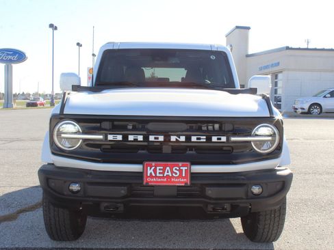 New 2025 Ford Bronco Outer Banks image 6