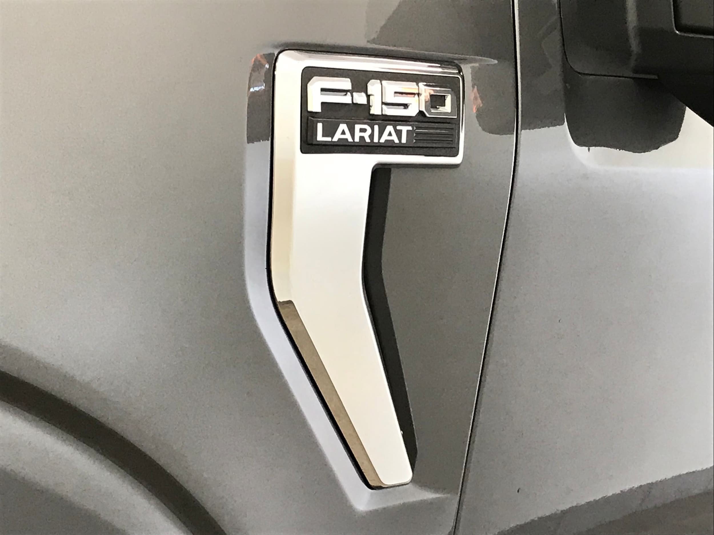 Used 2025 Ford F150 Lariat w/ Equipment Group 501A Mid AWD/4WD image 13