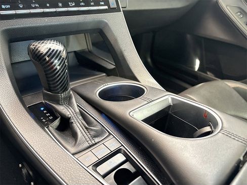 Used 2019 Toyota Avalon Touring image 17