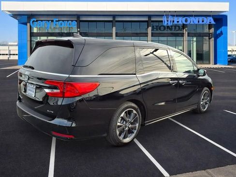 Certified 2024 Honda Odyssey Elite image 2