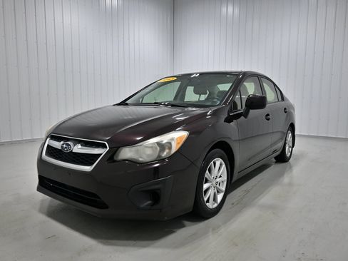 Used 2013 Subaru Impreza 2.0i Premium w/ All-Weather Pkg AWD/4WD image 17