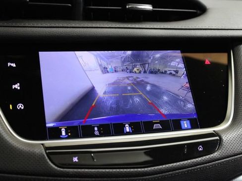 Certified 2023 Cadillac XT5 Premium Luxury w/ Technology Package AWD/4WD image 18