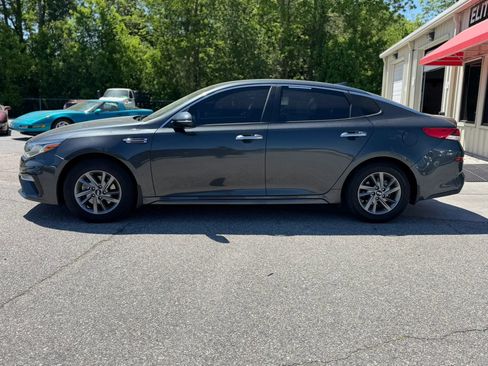 Used 2020 Kia Optima LX FWD image 10
