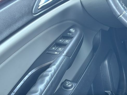 Used 2010 Cadillac SRX Luxury AWD/4WD image 19