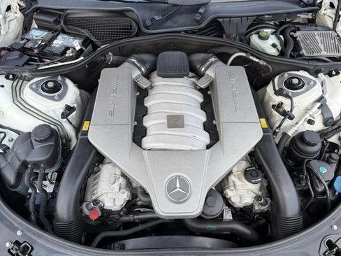 Used 2009 Mercedes-Benz S 63 AMG image 13