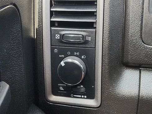 Used 2021 RAM 1500 Tradesman w/ Chrome Plus Package AWD/4WD image 18