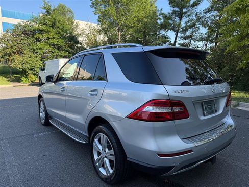 Used 2012 Mercedes-Benz ML 350 BlueTEC 4MATIC image 10