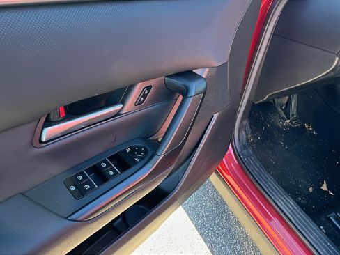 Used 2025 MAZDA CX-50 AWD 2.5 S w/ Preferred Package image 15