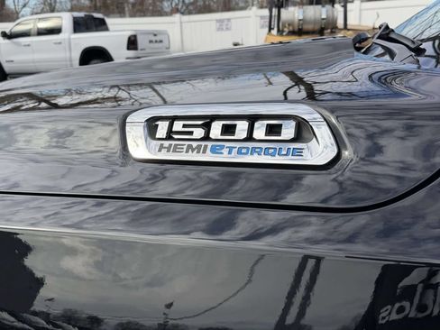 Used 2023 RAM 1500 Big Horn AWD/4WD image 12