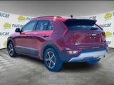 Used 2023 Kia Niro EX image 4