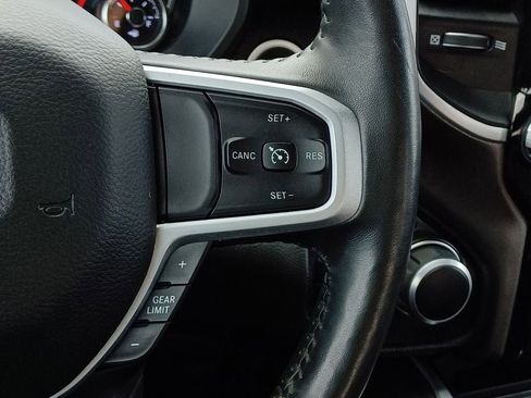 Used 2020 RAM 1500 Big Horn AWD/4WD image 18