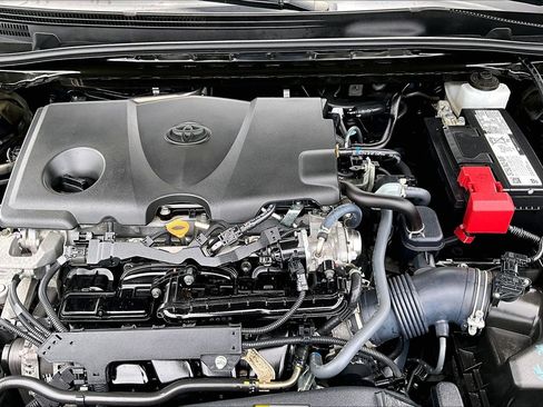 Used 2023 Toyota Camry SE FWD image 10