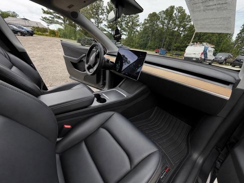 Used 2021 Tesla Model Y Performance AWD/4WD image 15