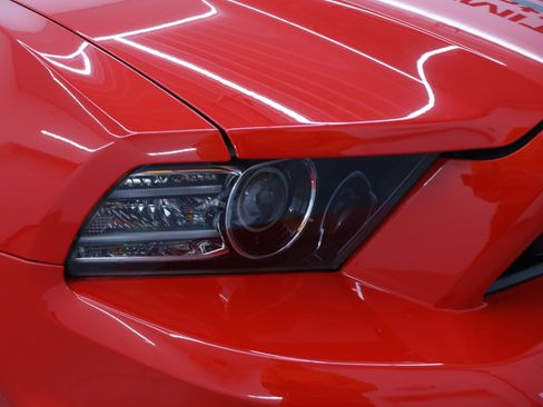 Used 2013 Ford Mustang GT Premium RWD image 20