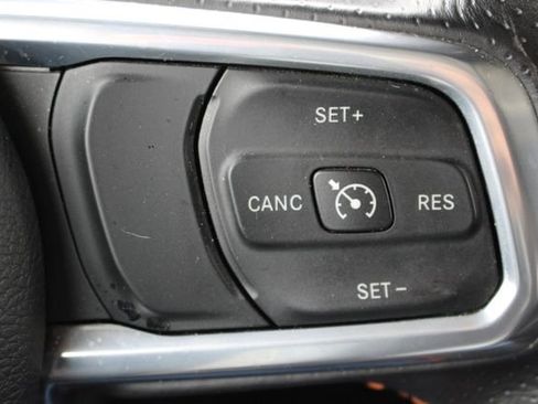Used 2023 Jeep Gladiator Mojave w/ Cold Weather Group AWD/4WD image 14