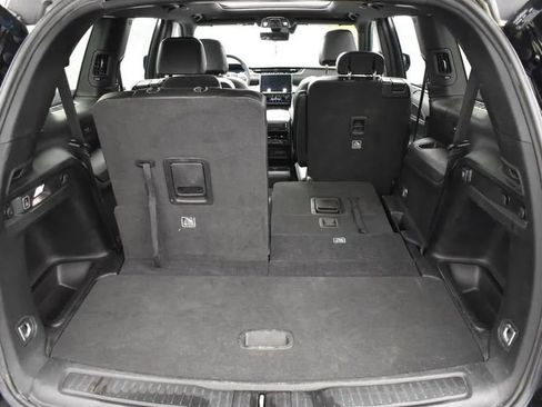 Used 2024 Jeep Grand Cherokee L Limited w/ Luxury Tech Group II image 18