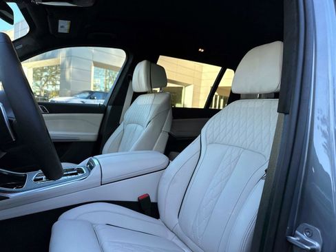 New 2026 BMW X7 xDrive40i w/ M Sport Package image 18