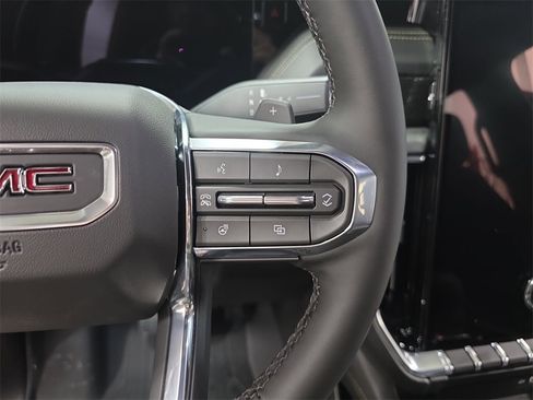 New 2026 GMC Yukon Elevation w/ LPO, Floor Liner Package image 19