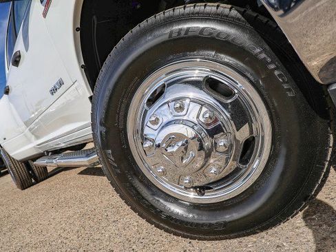 Used 2023 RAM 3500 Big Horn w/ Level 1 Equipment Group image 2