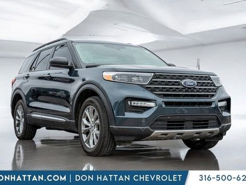 Used 2023 Ford Explorer XLT w/ Equipment Group 202A image 35