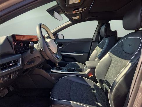 Used 2025 Kia K4 GT-Line w/ GT-Line Sunroof Package image 21