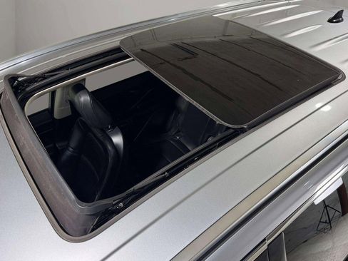 Certified 2022 Lincoln Aviator AWD w/ Premium Package image 17