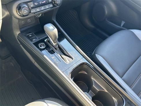 Used 2023 Nissan Kicks SR w/ SR Premium Package image 26