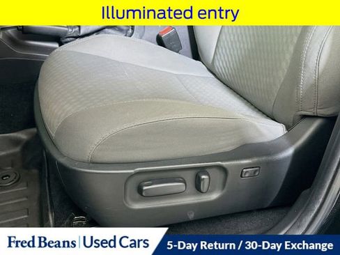 Used 2022 Toyota Tacoma SR5 image 22