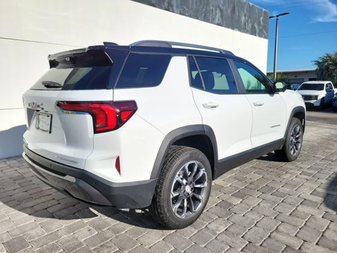 New 2027 GMC Terrain Elevation w/ Elevation Premium Package FWD image 6