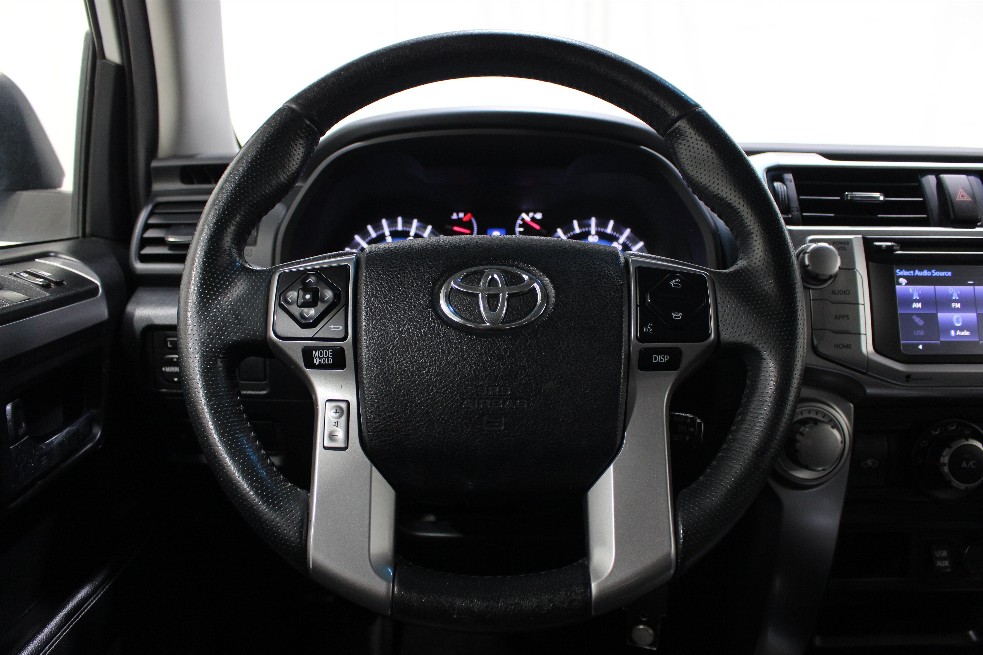 Used 2019 Toyota 4Runner SR5 Premium AWD/4WD image 10