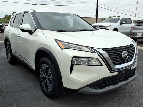 Used 2021 Nissan Rogue SV FWD image 1