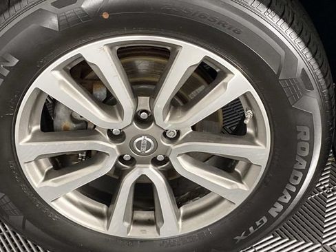 Used 2014 Nissan Pathfinder SV AWD/4WD image 28