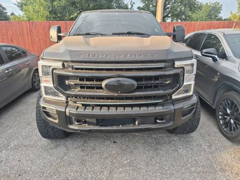 Used 2020 Ford F250 Platinum w/ FX4 Off-Road Package AWD/4WD image 25