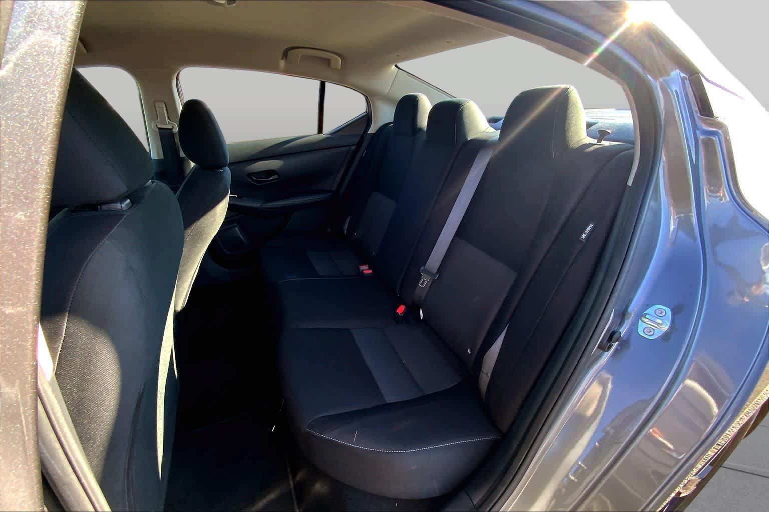 Used 2025 Nissan Sentra SV FWD image 21