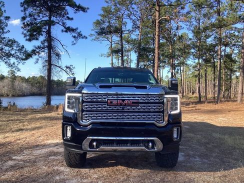 Used 2021 GMC Sierra 2500 Denali w/ Denali Ultimate Package image 8