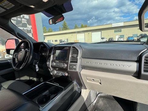 Used 2022 Ford F250 XLT w/ XLT Value Package image 18