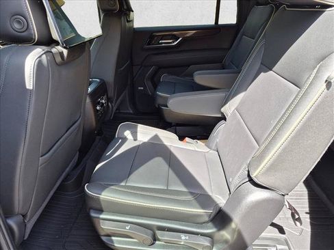 New 2026 GMC Yukon XL Elevation w/ Elevation Premium Package AWD/4WD image 13