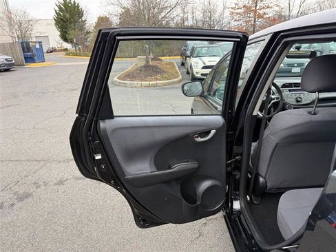 Used 2013 Honda Fit image 22