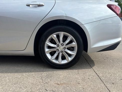 Used 2020 Chevrolet Malibu LT FWD image 9