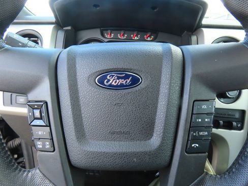 Used 2013 Ford F150 Raptor w/ Luxury Equipment Group image 28