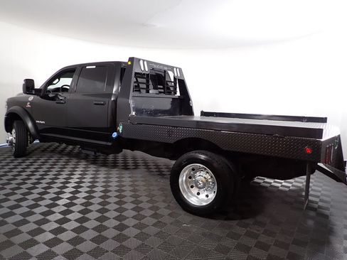 Used 2025 RAM 5500 4x4 Crew Cab image 12