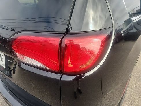 Used 2024 Chrysler Voyager LX FWD image 14